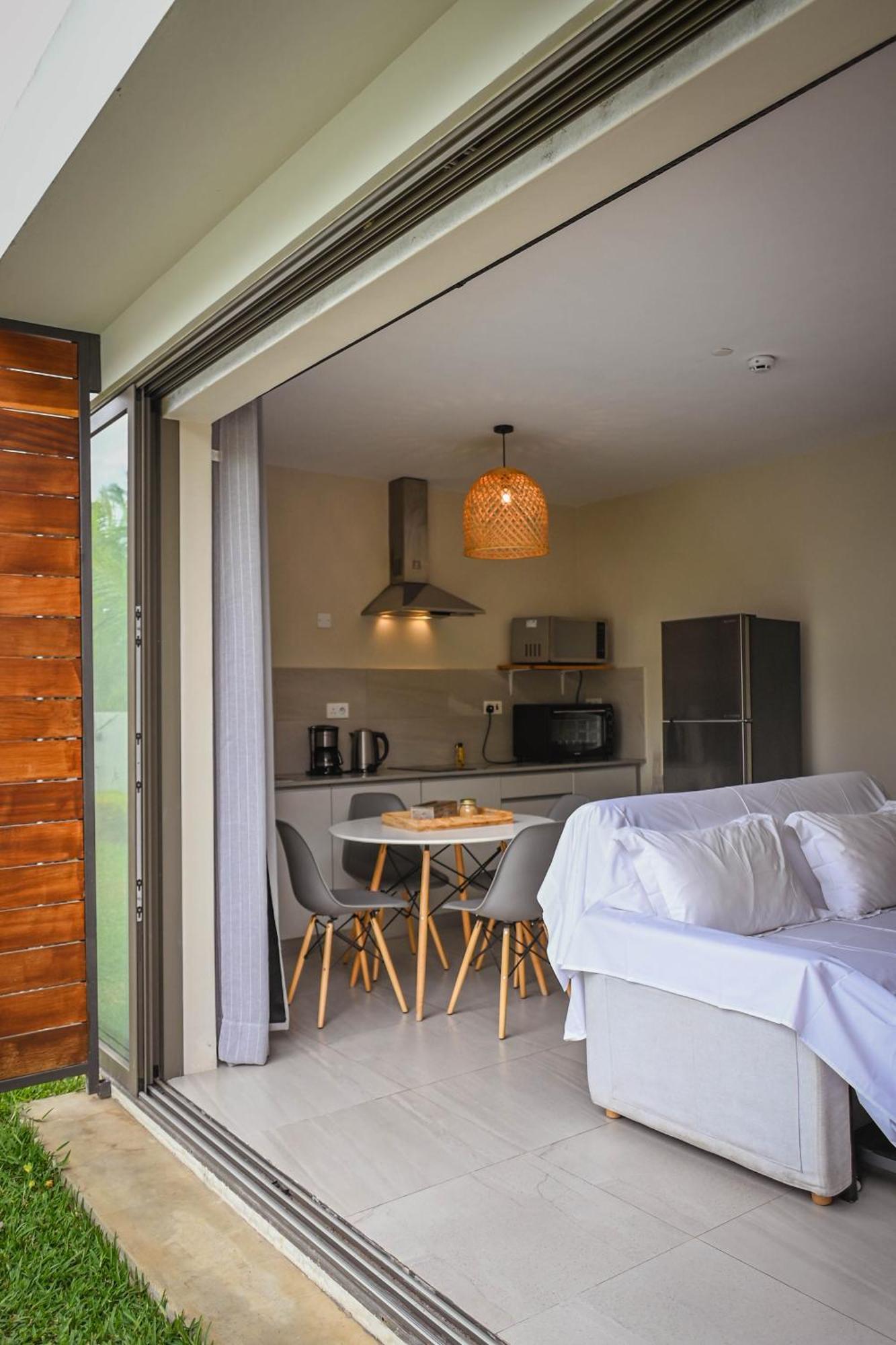 Bois Mapou Self Catering Apartments Unit 101 Ривьер-Нуар Экстерьер фото