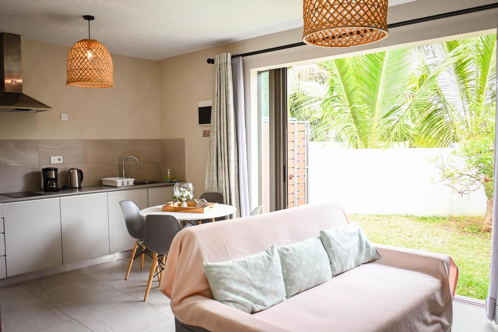 Bois Mapou Self Catering Apartments Unit 101 Ривьер-Нуар Экстерьер фото